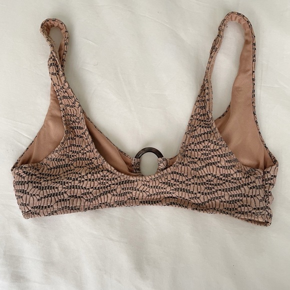 Topshop Ring Detail Bikini Top - Picture 3 of 4